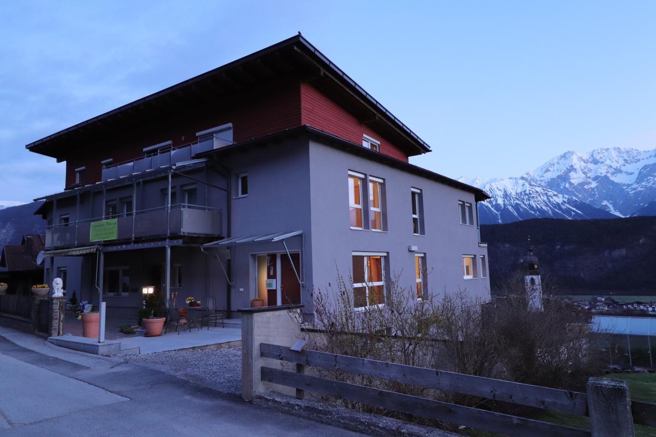 Gastehaus Possard 호텔 스탬스 외부 사진